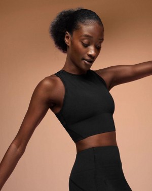 Black Women On Movement Crop Tank | ZA_ON8452
