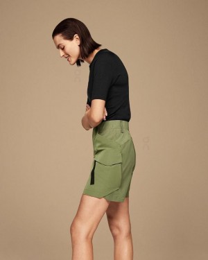 Olive Women On Explorer Shorts | ZA_ON8783