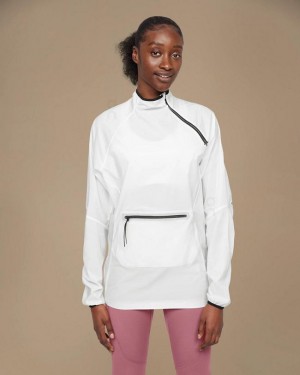 White Women On Active Jackets | ZA_ON8735